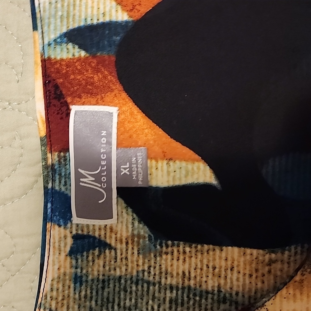 tunic - Picture 2 of 2